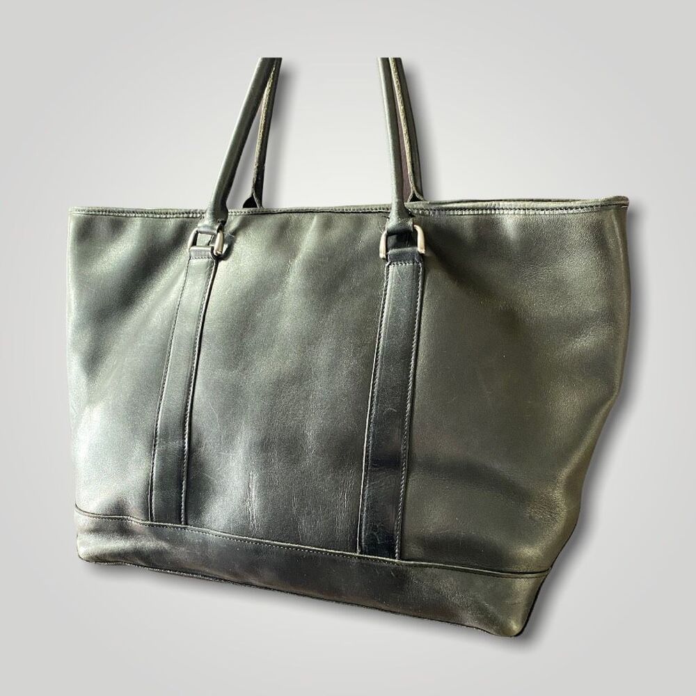 L.L. Bean Large Town & Field Leather Tote Green Animal Print Lining - Picture 4 of 9